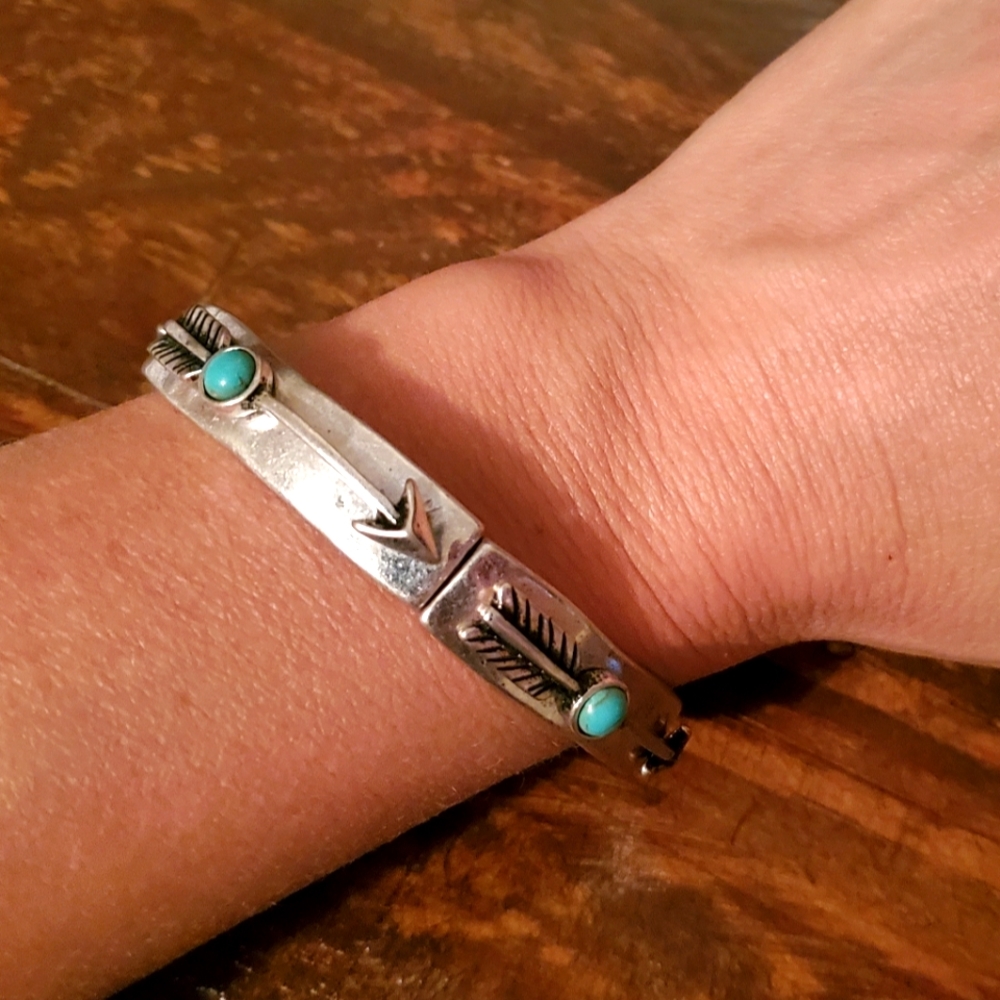 NEW! Bracelet Boho Arrow with Turquoise Festival Stretch